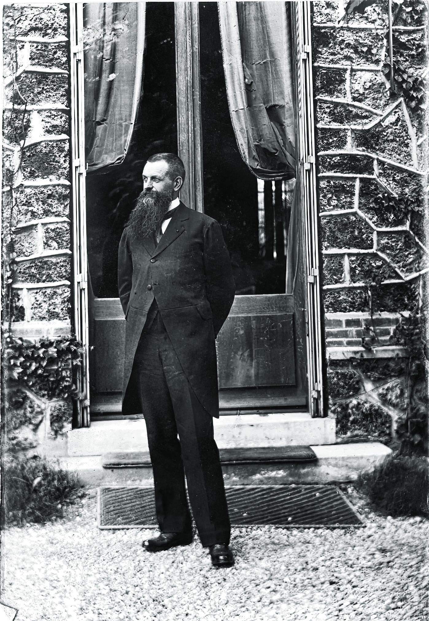 Léon Eyrolles