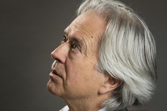André Velter, "Trafiquer dans l'infini" (Gallimard) : Poésie pour pouvoir0.jpg