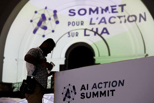 Sommet pour l'action sur l'IA au grand palais à Paris 