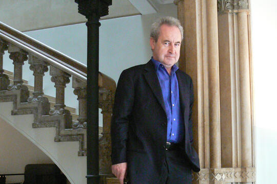 En cinq mots  John Banville0.jpg