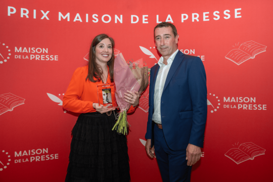 Marie Vareille, Lauréate du 57e Prix Maison de la Presse & Arnaud Ayrolles Président du Groupe NAP (Maison de la Presse)