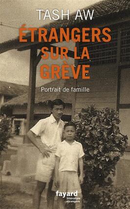 Etrangers sur la grève : portrait de famille.jpg