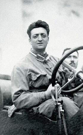 Enzo Ferrari Le vertige de la vitesse Memoires Seguier0.jpg