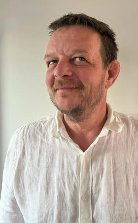 Julien Viteau Chiens Verdier0.jpg