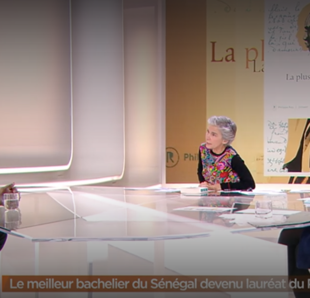 Mohamed Mbougar Sarr, invité de "28 minutes", présenté par Elisabeth Quin, sur Arte le 28 décembre 2021