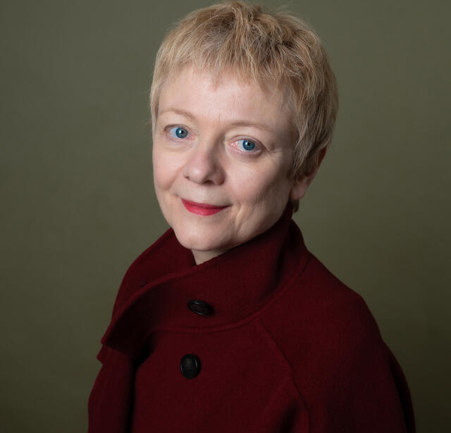 Catherine Dufour Les champs de la Lune Robert Laffont0.jpg