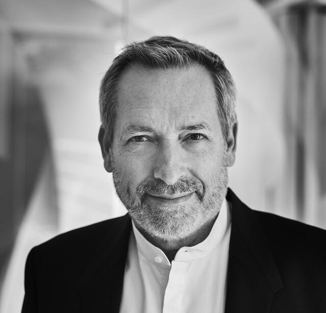 Guy Delcourt