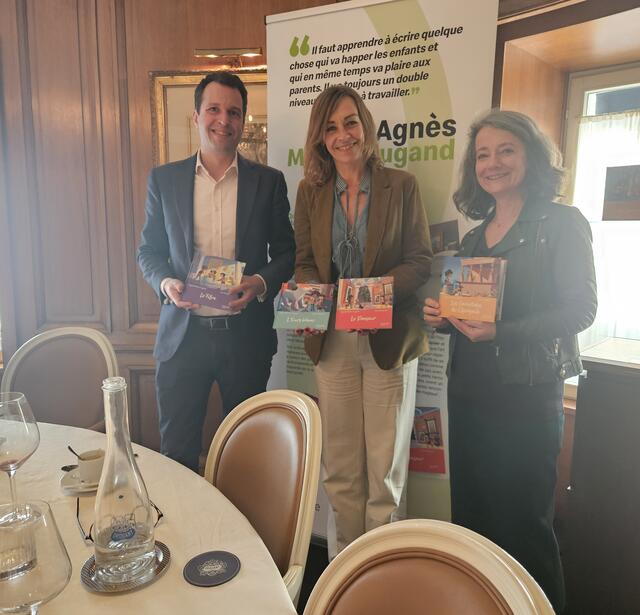 Lancement de la collection "Le Musée magique" au Drouant par McDonald's et Hachette Livre (de g. à dr. Eloi de la Celle, Agnès Martin-Lugand et Brigitte Leblanc)