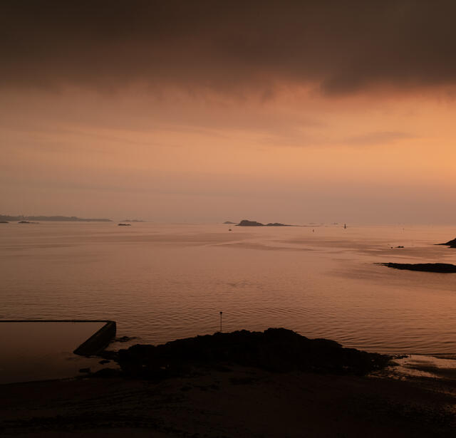 Vue depuis Saint-Malo, sur la Manche