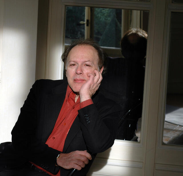 Javier Marias Les domaines du loup Gallimard0.jpg