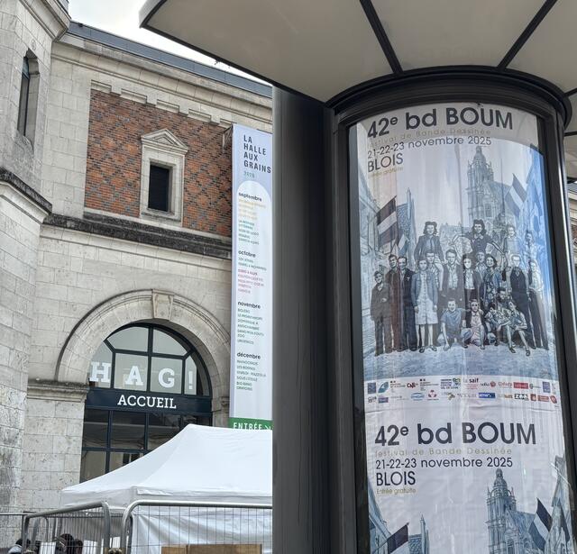 Affiche BD Boum 2025 devant la Halle aux Grains