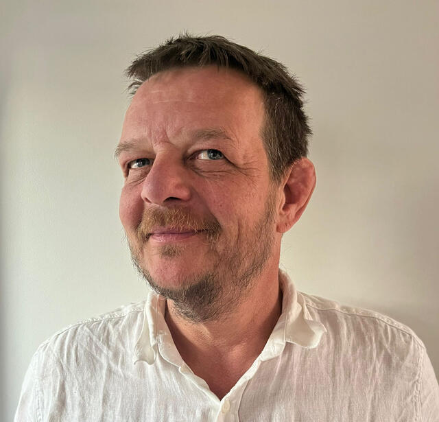 Julien Viteau Chiens Verdier0.jpg