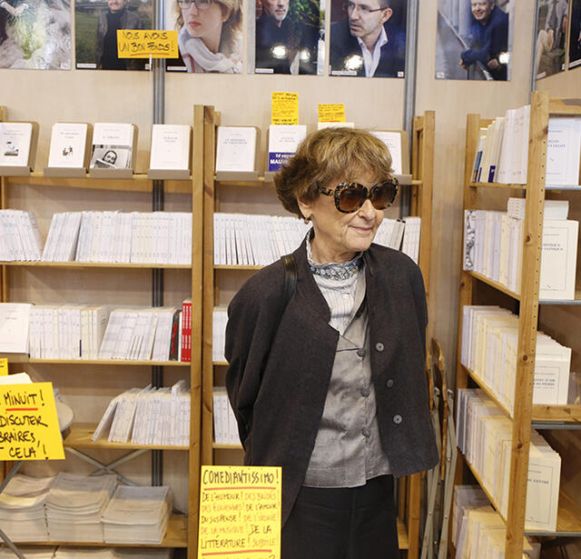 Irène Lindon sur son stand du livre de Paris en 2016
