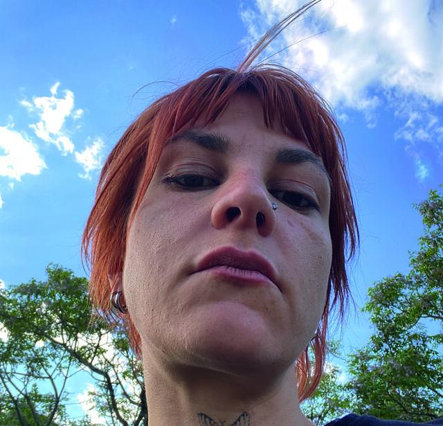 Eugenie Zely La meme en pire editions BurnAout0.jpg