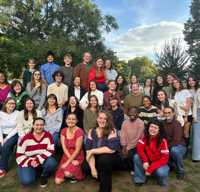 Élèves du BUT3 et M2 à Bordeaux-Montaigne (les éditions l'Apprentie), Nathalie Zberro est au deuxième rang