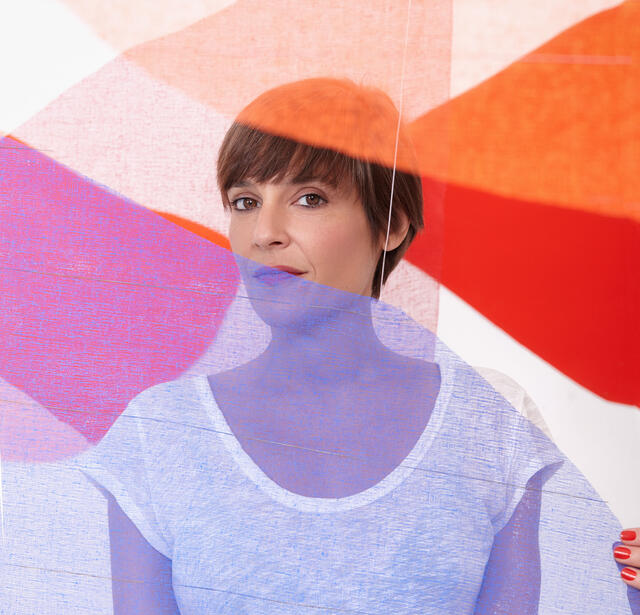 Julie Safirstein a conçu "Village", aux Éditions du livre