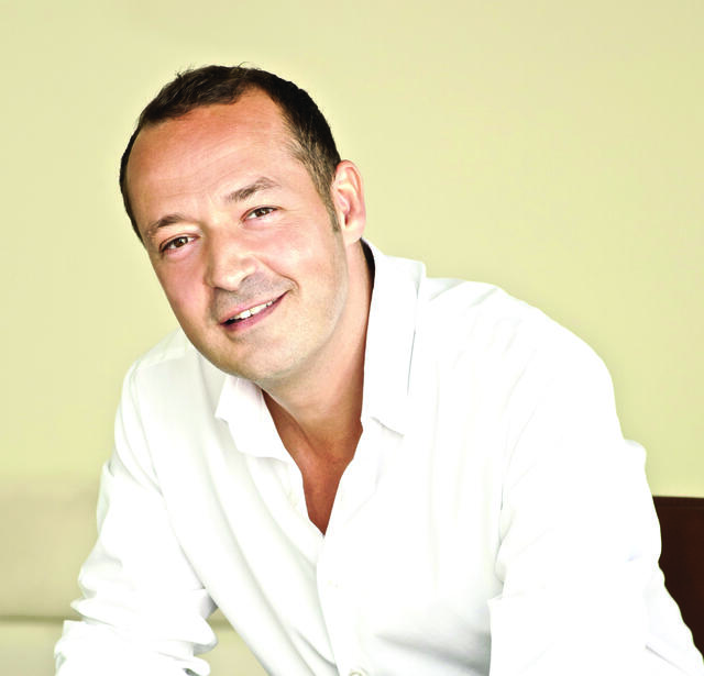 Stephane Carlier Ce qui est arrive a la celebre actrice blonde Le Tripode0.jpg