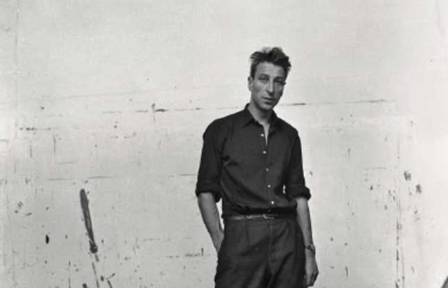 Nicolas de Staël dans son atelier, rue Gauguet, Paris, 1954. Photographie de Denise Colomb