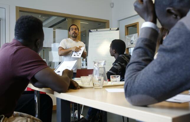 Comment accueillir les plus précaires en bibliothèque 1.jpg