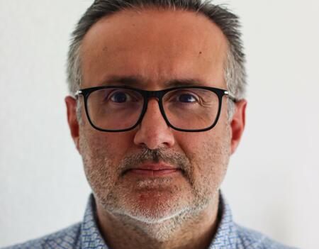 Patrick Minder a la recherche de Ziya Bey Bleu autour0.jpeg