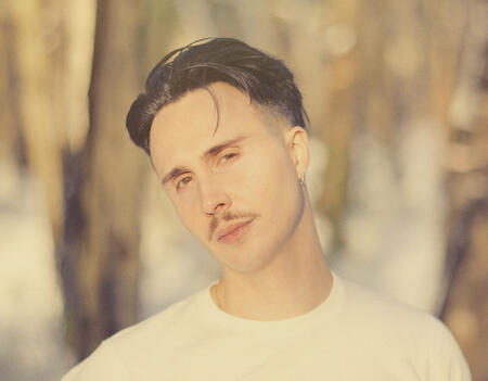 Matthieu Barbin Sara Forever Brule bebe Au Diable Vauvert0.jpeg