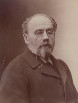 emile Zola Les trois villes Gallimard0.jpg