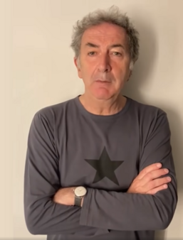 Dans une vidéo, l'acteur François Morel a appelé à soutenir la librairie Le Passage, à Alençon