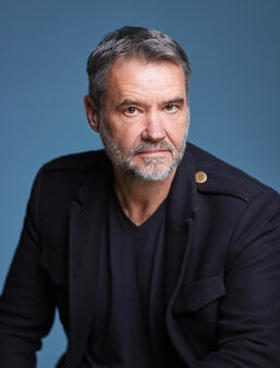Franck Bouysse Entre toutes Albin Michel  0.jpg