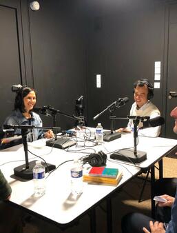 L'équipe de Livres Hebdo dans le studio des Voix du Livre