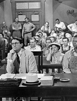 Grégory Peck dans le film ToKillAMockingbird. AFP.jpg