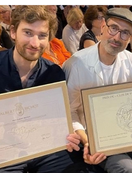 François-Henri Désérable, lauréat du prix Albert Bichot et Gautier Battistella, lauréat du prix Clos de Vougeot