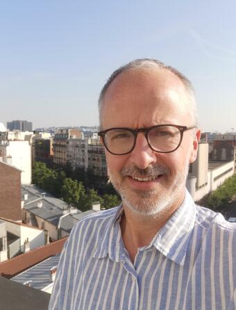 Olivier Ploux, directeur des médiathèques de St-Denis et St-Ouen à Plaine Commune, et militant pour la gratuité des bibliothèques