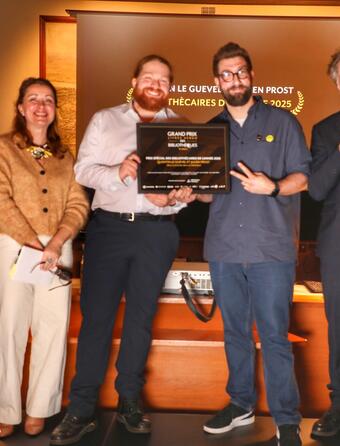 Deux connards dans un bibliobus, bibliothécaires de l'année 2025