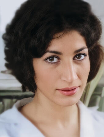 Forough Farrokhzad Jirai jusquau rivage du soleil Poesie complete Gallimard et oeuvres en prose Les Belles Lettres0.jpg