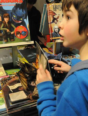 Un jeune lecteur