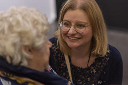 Mélanie Loriot, responsable de la bibliothèque du CHU de Lille