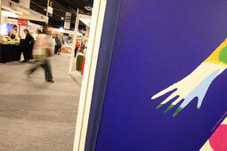 Dans les allées du salon du livre de jeunesse de Montreuil