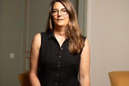 Alexandra CharroinSpangenberg et Guillaume Husson   Combien de temps encore les libraires devront travailler damour et deau fraiche  0.jpg