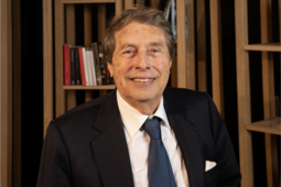 Pascal Pluchard, président fondateur du groupe Partenaires-Livres