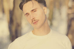 Matthieu Barbin Sara Forever Brule bebe Au Diable Vauvert0.jpeg