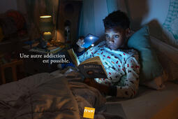 Image de la campagne nationale de sensibilisation en faveur de la lecture lancée par la FNAC