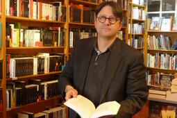 Laurent Layet rejoint l'aventure de Brouillon de Culture avec l'ambition d'en faire une grande librairie indépendante et généraliste à Caen