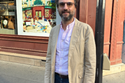 Jérôme Elmalek, gérant de la librairie Lamartine depuis 2013