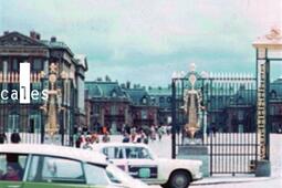 A bout portant  Versailles 1972_Verticales_9782073068453.jpg