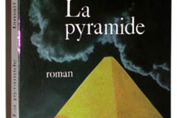 La pyramide_Fayard_.jpg